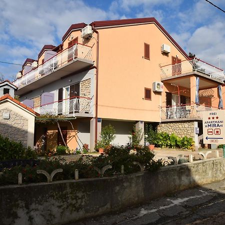 Apartments Mira Starigrad Paklenica Exterior foto